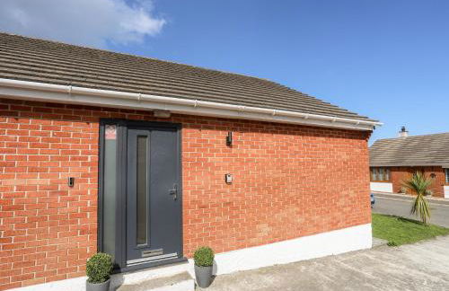 The Hawthorns - Photo 3