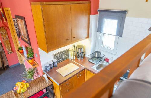 The HostMaster Ethnic Touch Feel Studio - Photo 9