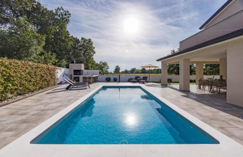 SPECIAL OFFER! NEW LUXURY APARTMENT with pool, fitness, outdoor bar&grill - Foto 3