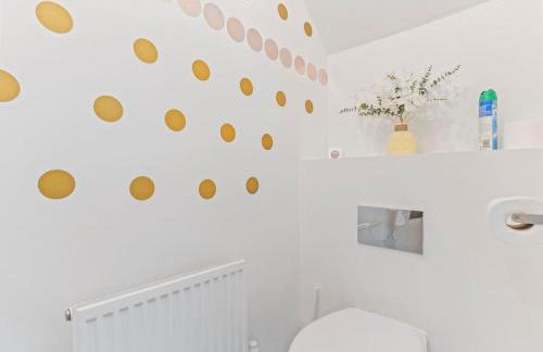 Luxury Modern House - 8 mins to NEC, Airport - Foto 33