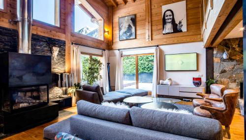 Chalet with garden close to the slopes - Photo 2