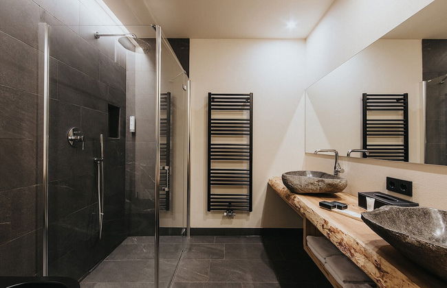 Presulis Hideaway Apartments & Restaurant - Photo 25