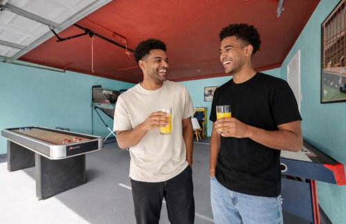 Beautiful 4BR 2B Home with pool near At&t Stadium - Foto 6