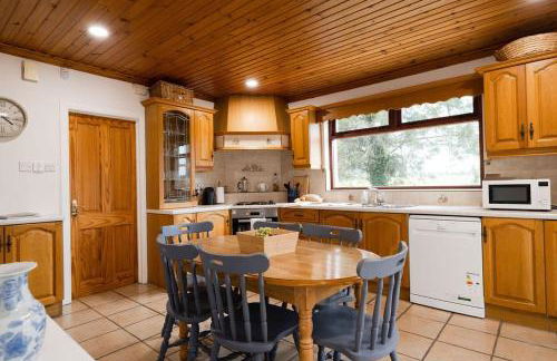 Red Pump Cottage - 3 bedroom, sleeps 6, private garden - Foto 12
