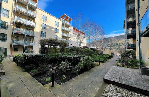 Luxury Apartment at Edinburgh - Photo 31