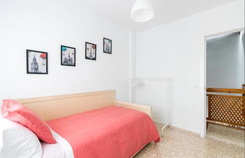 BeHouse Mairena - Photo 32