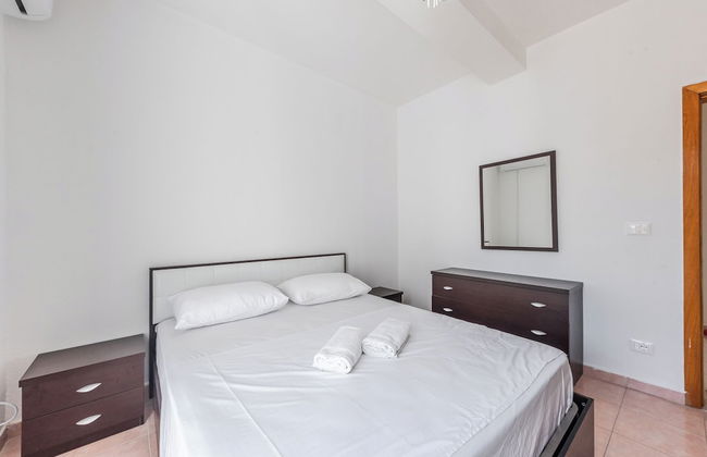 The Promenade Seaview - Photo 11