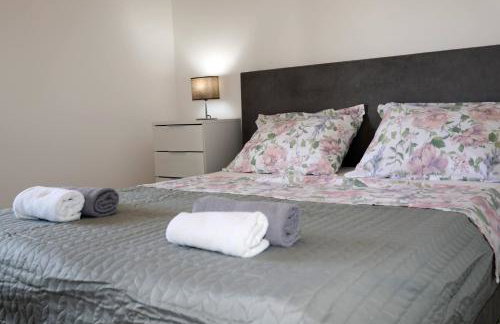 Apolo Apartments - Pool & Garden Retreat - Foto 78