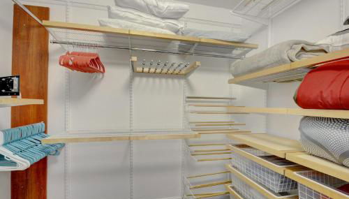 Renovated 2/2 Unit at Yacht Club/Aventura - Foto 3