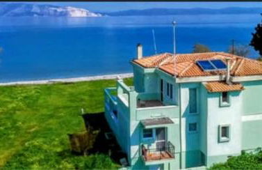 Luxury Beachfront Villa Poseidon Artemisiou Παραθαλάσσια Βίλα στην βόρεια Εύβοια για φιλοξενία 9 ατόμων - Foto 51