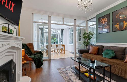 Birmingham Gem-Stylish 5 Bed house near NEC, BHX, HS2 - Huge Parking & Fast WiFi! - Foto 9