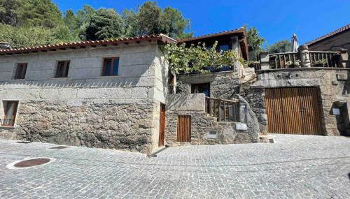Petra's House Gerês - Foto 1