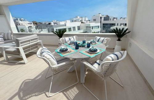 Luxurious South-facing 2 BDR Penthouse Vanian Gardens Estepona with Seaview - Gaya Alegia I - Photo 14