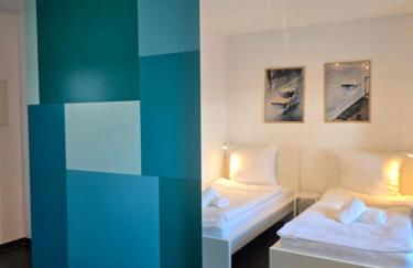 APARTMENT PD23 ALTE FEUERWACHE I Ganze Wohnung I 5 Einzelbetten I 3 Zimmer I 3min CityHospital I 50m Supermarkt I Küche I SmartTV - Foto 1