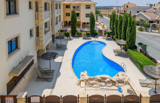 Private Roof Top Terrace Overlooking Pool in Pyla - Foto 9