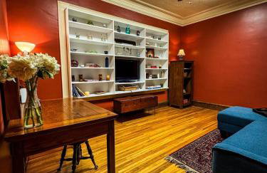 THE LOFT 3 level urban cabin with a HUGE patio! - Foto 53