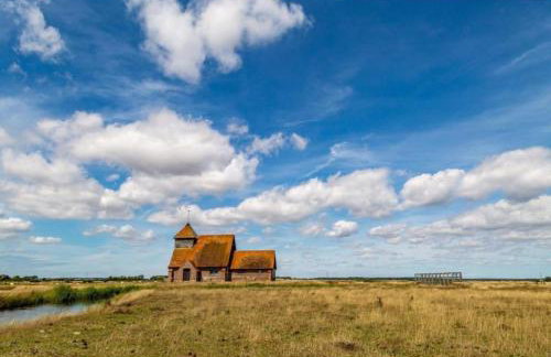 Rainbow Petty - Romney Marsh, Kent - Photo 16