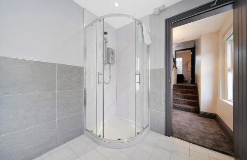 Magee Town House 'Sleeping 8 guests' - Foto 16