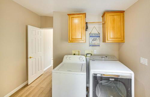 Walk to Marina Harrison Cabin with Lake View! - Foto 21