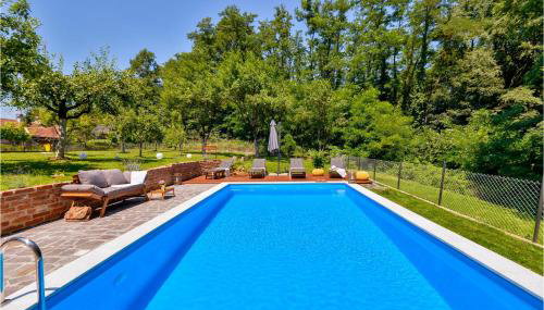 Cozy Home In Kupljenovo - Foto 2