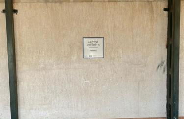 Hector Apartment Airport by Airstay - Photo 44