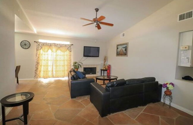 Palm Springs Vacation Home - Photo 3