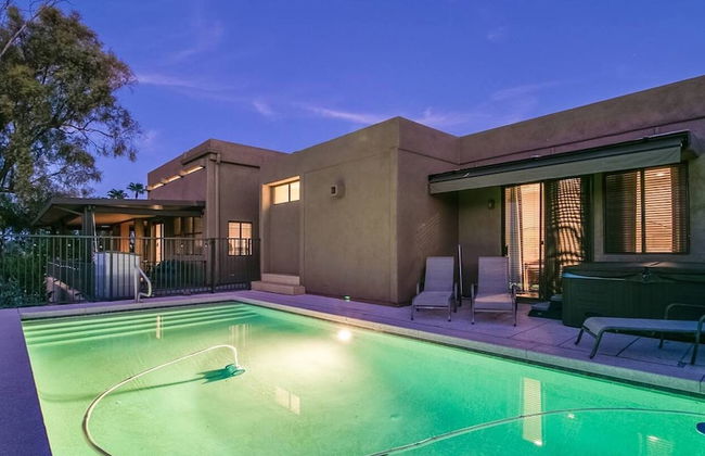 Luxe 4 Bdrm W/pool and Spa on Golf Course Lot! - Foto 26