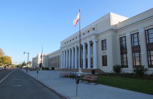 Garden Level Flat in 1885 Queen Anne Victorian Cottage in Alameda - Foto 58