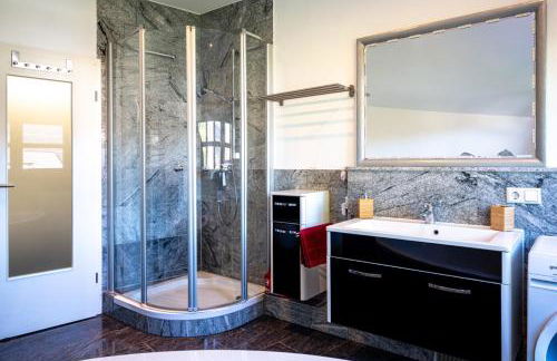 Dachgeschosswohnung mit Klimaanlage-15min vom Europa Park entfernt - Foto 37