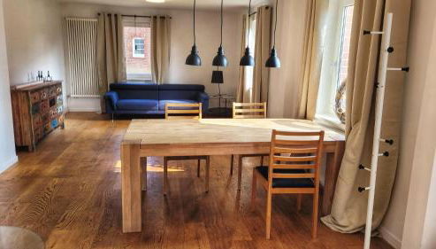 Gemütliches Apartment im Grünen mit Kamin und Klöntür - Foto 2