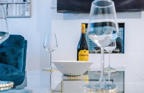 Kinship House by YourStays - Stunning Holiday Home in the Suburbs - Foto 12