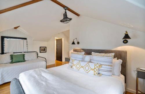 Stonewall Bungalows - Sleeps 15 - Foto 10