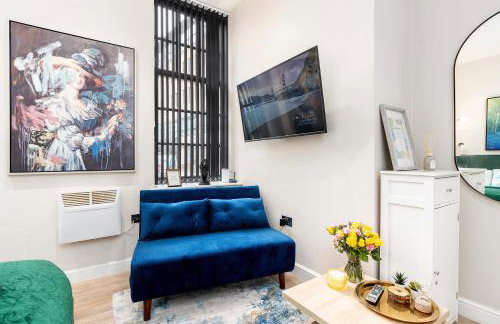 Long Stay Offers, Modern Amenities, Fully Equipped, All Bills Included, Perfect Location, King Size Bed, Fast Wifi - Foto 35