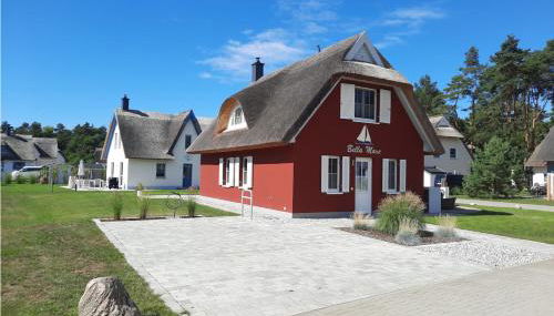Modernes Reetdach-Ostseeferienhaus Bella Mare, Insel Usedom mit Sauna, Kamin & Sonnenterrasse - Foto 2, Garden