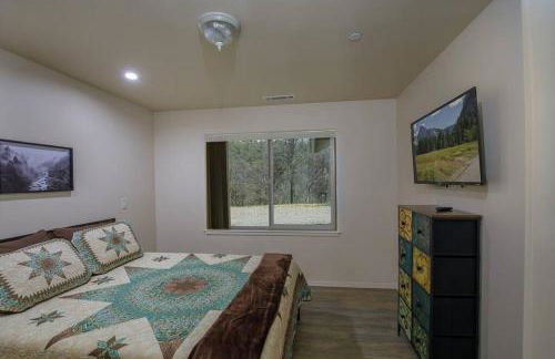 Cozy Cub Cabin, brand new home near Yosemite - Foto 32