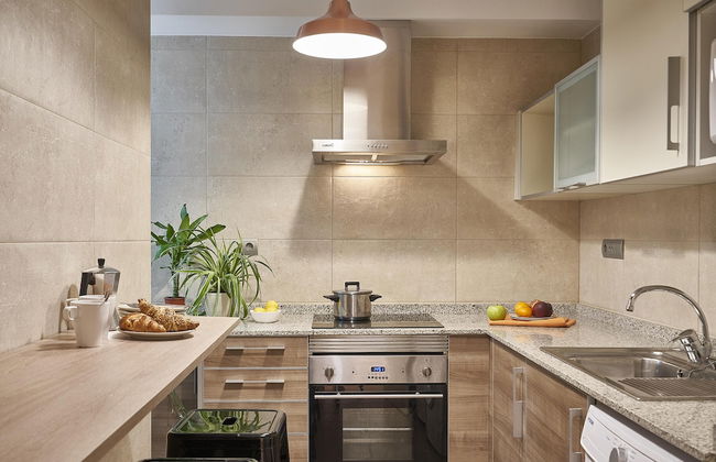 Barcelona Sants Station Apartments - Photo 17