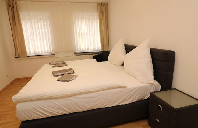 Stylish Apartment With Terrace - Photo 7