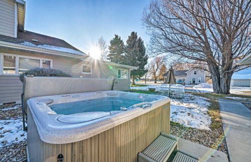 Rustic-Chic Apartment with Gas Grill 20 Mi to MSU! - Foto 25