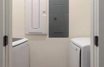 Modern Comfort Near AU l Perfect for Families & Fans - Foto 20