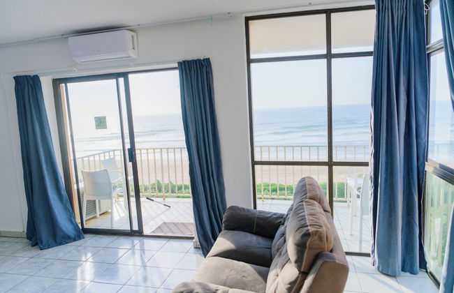 Escape to Paradise at in Amanzimtoti - Photo 14