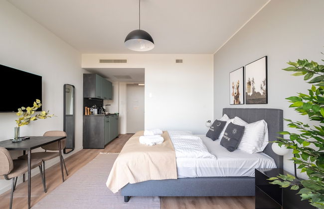 Limehome Eindhoven Gashouder - Photo 5