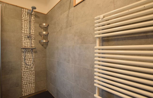 Grandeur Villa with Sauna & Hot Tub in Durbuy - Photo 19