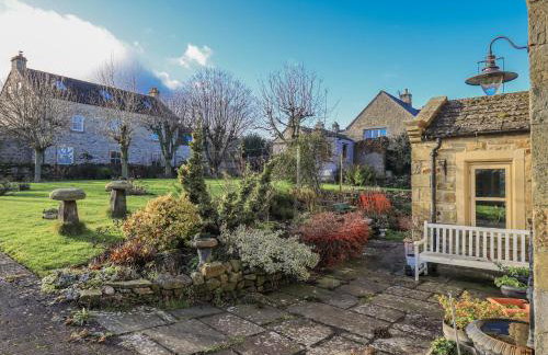 Orchard House - Photo 35