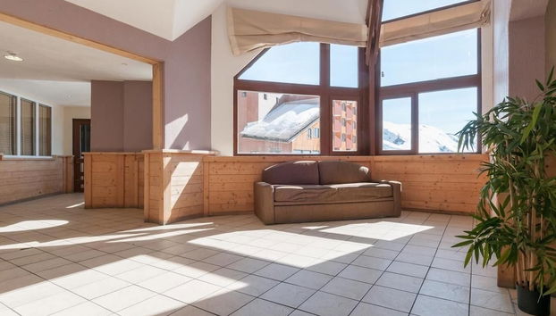 Entrada (vista interior)