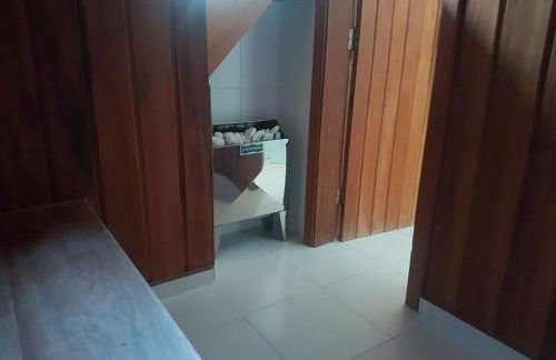 Belíssima COBERTURA no Condomínio Switzerland, o conforto que toda família merece - Foto 48