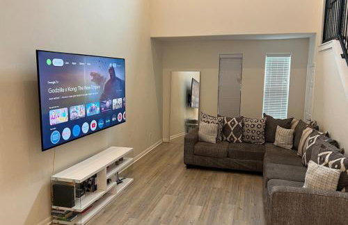 Luxury 2 bed 2 bath pool view - Foto 2