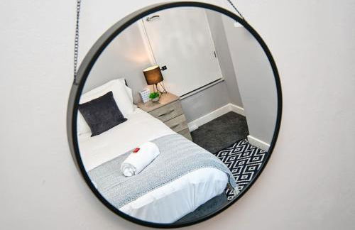 *Sleeps 9* Modern, 4 Bed House, Birmingham - Photo 31