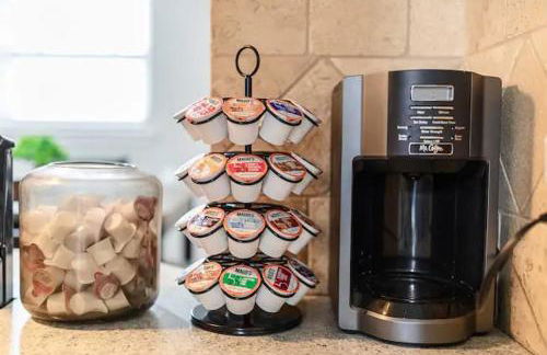 Charming 2BR in Central Lawton - Near Fort Sill - Photo 20