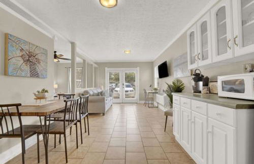 Luxe Guest Suite Near The Emerald Coast of PCB - Photo 20