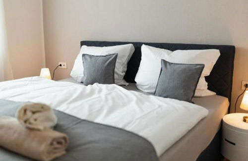 BG Living & Hosting - Mosel-Fachwerkhaus nahe Calmont Klettersteig - 2 Schlafzimmer, Parkplatz, WLAN & Netflix, 5 Personen - Foto 5